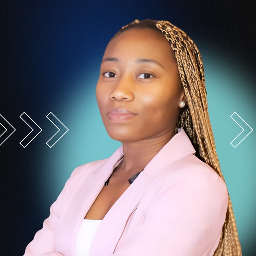 Portrait photograph of Henny Guiesso, a member of the Evenness team.